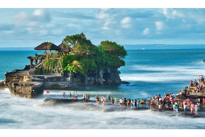 Đền Tanah Lot