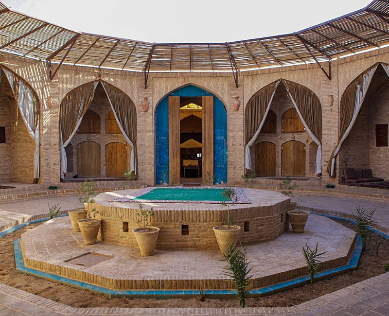 tour-8n7d-tho-nhi-ky-Caravanserai