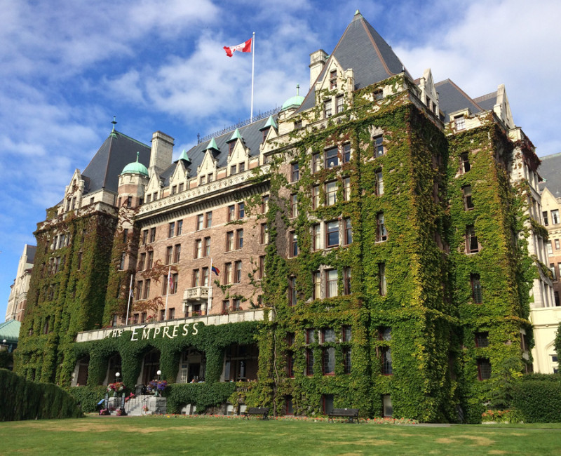 tour-canada-tay-dong-10-ngay-9-dem-Fairmont-Empress