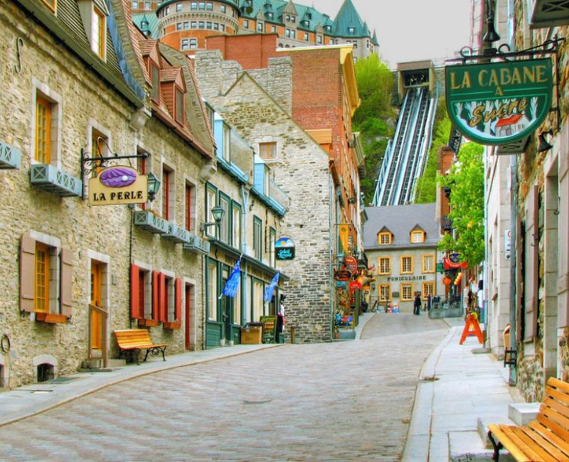 tour-canada-tay-dong-10-ngay-9-dem-Khu-phố-cổ-Quebec