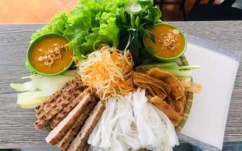 nem-nuong-nha-trang-11